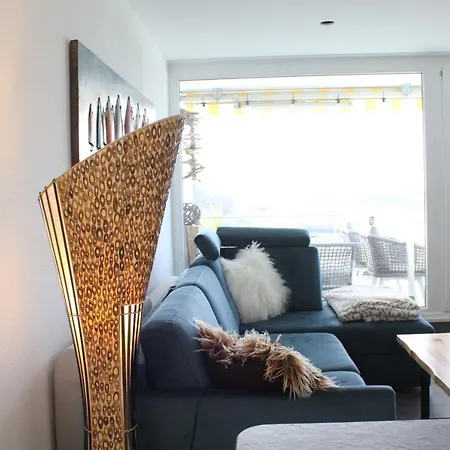 Hochwertige Sonneninsel Mit Aussicht