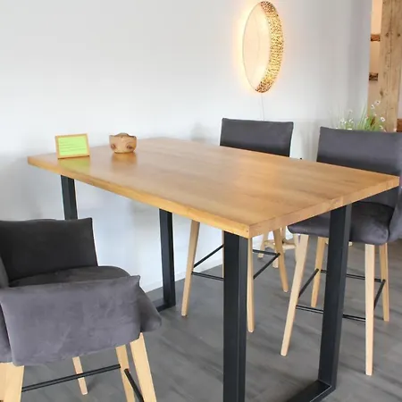 Hochwertige Sonneninsel Mit Aussicht Tettnang