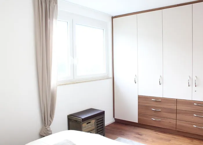 Hochwertige Sonneninsel Mit Aussicht *